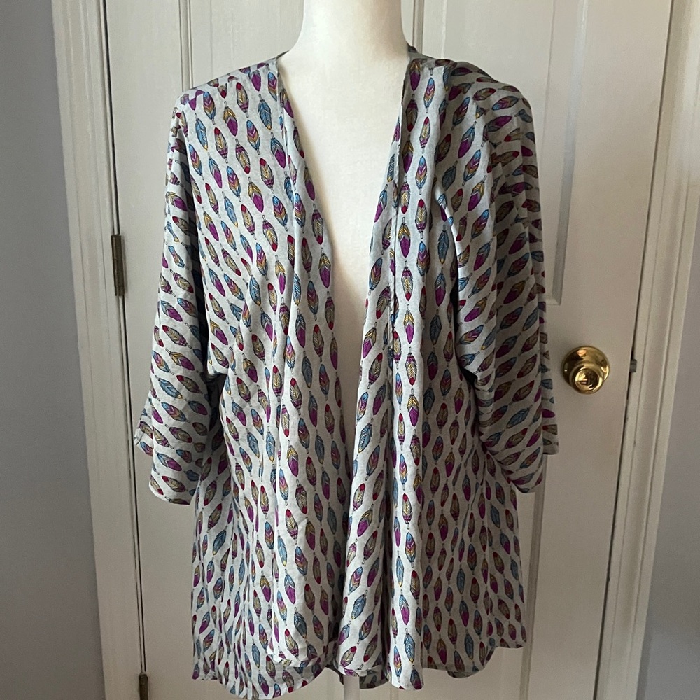 Feather print boho festival wear kimono wrap EUC M
